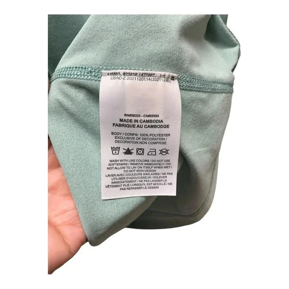 NIKE Dry Fit Tshirt - Picture 7 of 7